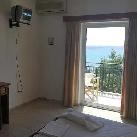 Stefanos * Svoronata